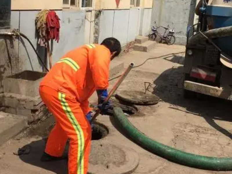 松江大学城广富林路附近专业工业管道安装雨水管道改造高压水池清洗小