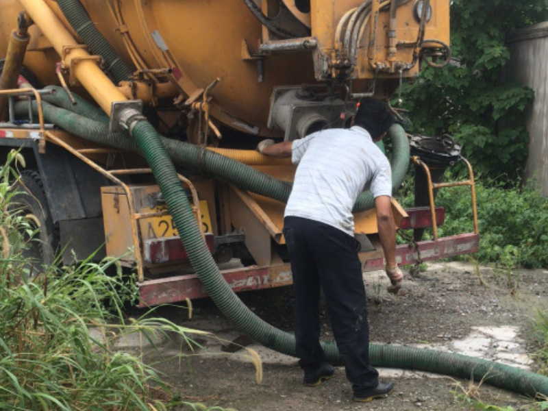 上海松江地埋管道CCTV检测内窥管道无损固化修复
