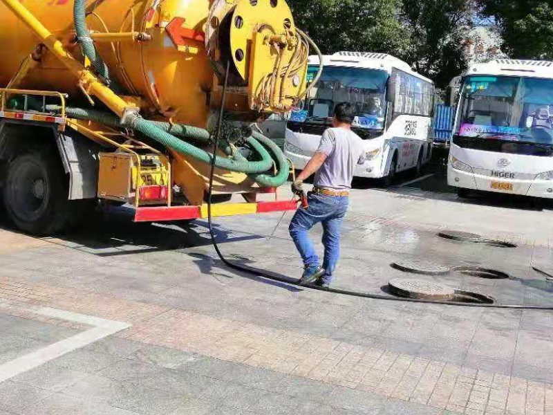 上海松江区疏通下水道 化粪池清底 管道清洗检测