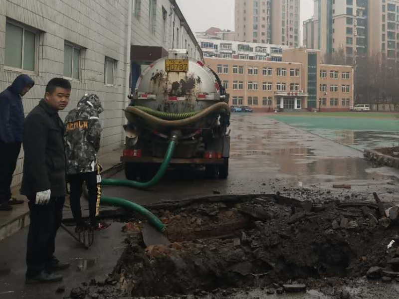 松江大学城污水管道疏通清洗,化粪池抽粪清理环卫抽粪